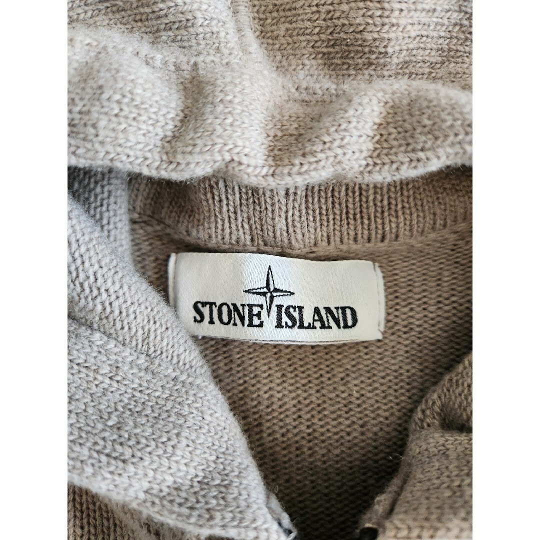 STONE ISLAND(ストーンアイランド)のSTONE ISLAND ストーンアイランド　ニット フーディ メンズのトップス(ニット/セーター)の商品写真