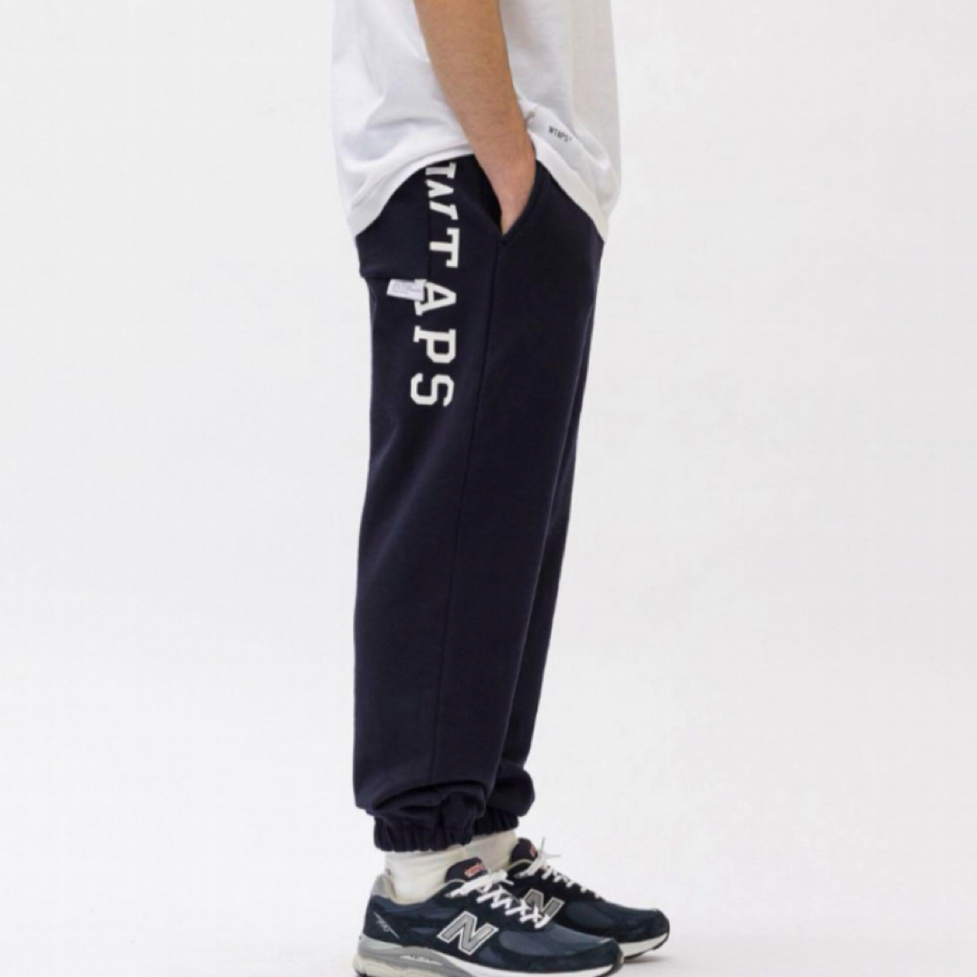 W)taps(ダブルタップス)のWTAPS スウェットパンツ COTTON.COLLEGE / Navy /XL メンズのパンツ(その他)の商品写真