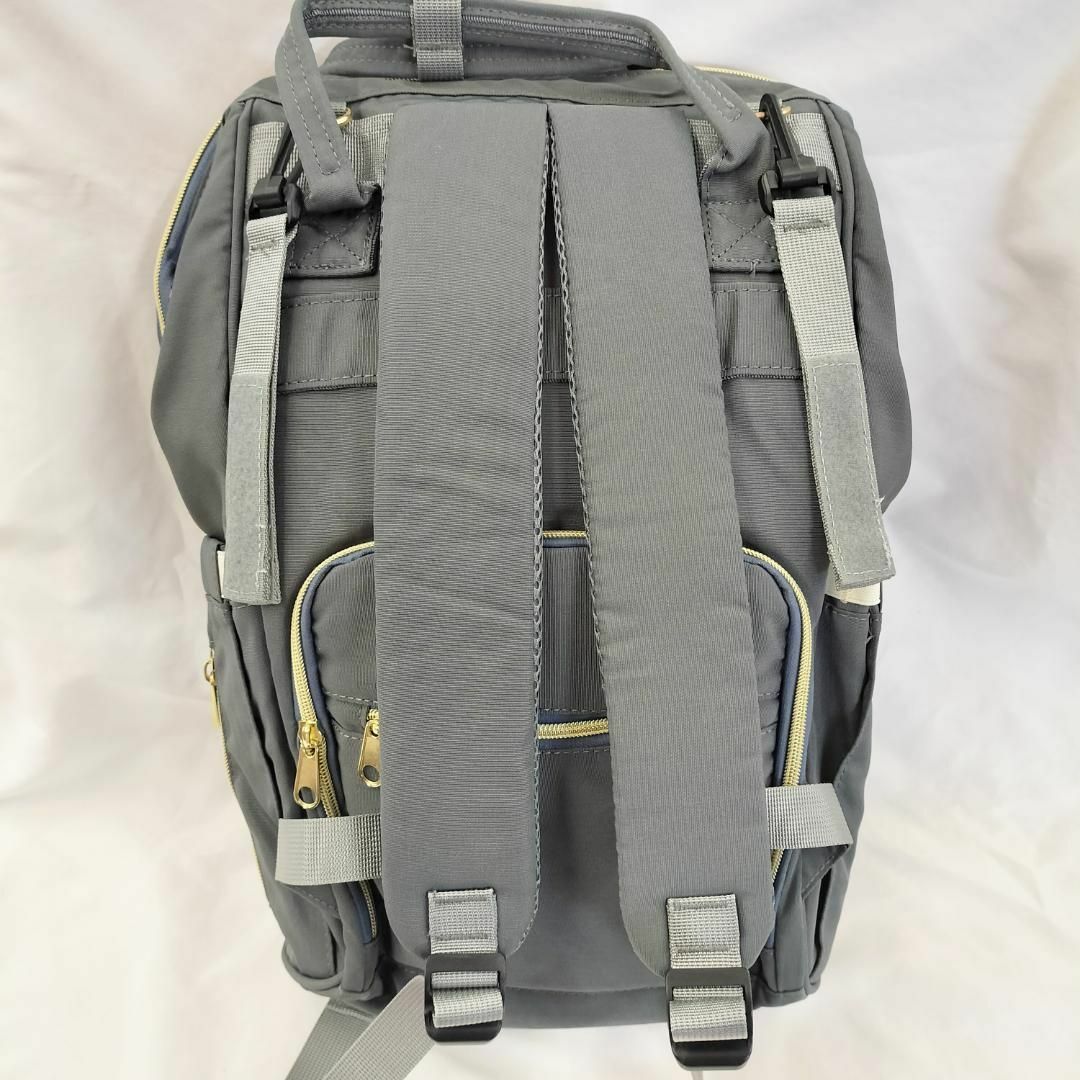 【送料無料】LEQUEEN マザーズリュック USB充電ポート付き グレー レディースのバッグ(リュック/バックパック)の商品写真