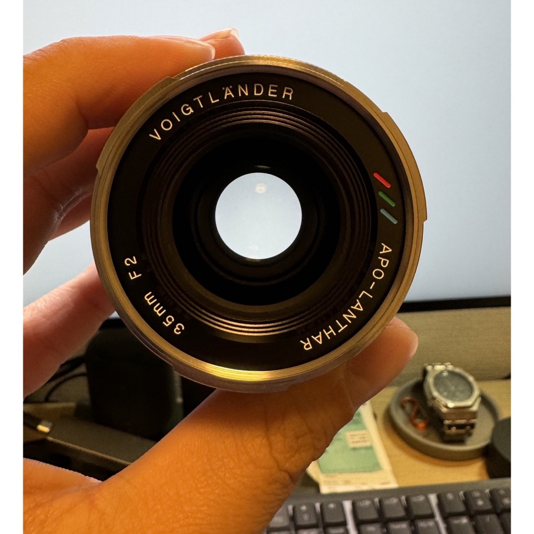 COSINA(コシナ)のVoigtlander Apo-lanthar 35mm F2 VM mount スマホ/家電/カメラのカメラ(レンズ(単焦点))の商品写真