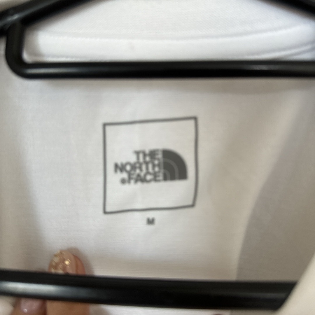 THE NORTH FACE(ザノースフェイス)のノースフェイス　白Tシャツ レディースのトップス(Tシャツ(長袖/七分))の商品写真