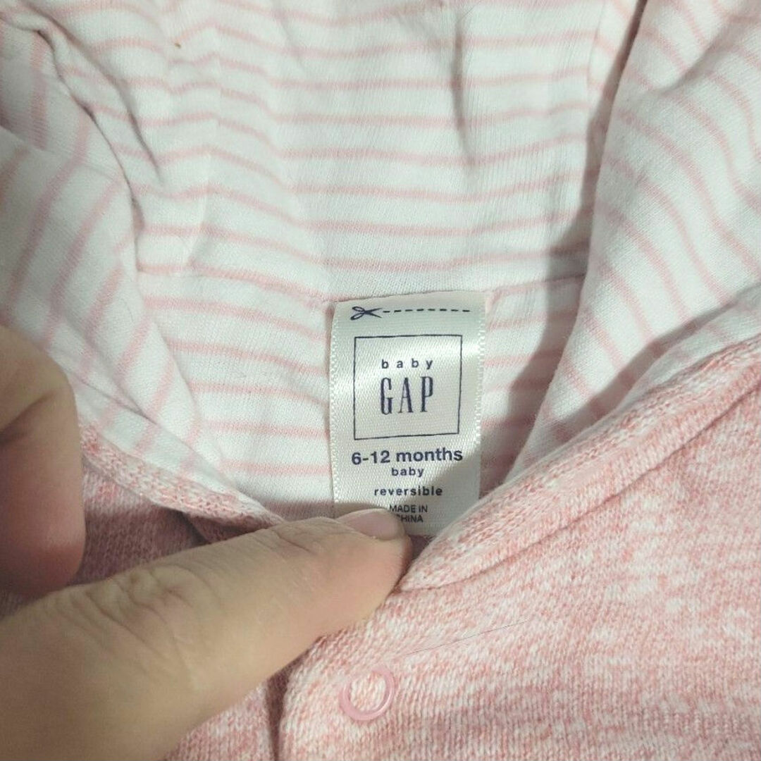 babyGAP(ベビーギャップ)の【babyGAP】ベビーギャップ　クマ耳パーカー　70サイズ キッズ/ベビー/マタニティのベビー服(~85cm)(トレーナー)の商品写真