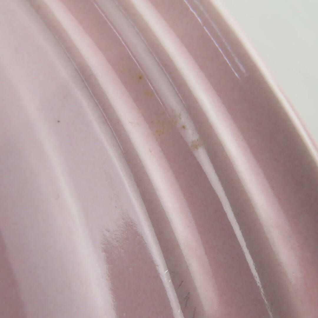 LE CREUSET(ルクルーゼ)の美品 Le Creuset ルクルーゼ ラウンドプレート 中皿 5枚 セット ホワイト ピンク 23cmプレート SM1896A1  インテリア/住まい/日用品のキッチン/食器(食器)の商品写真