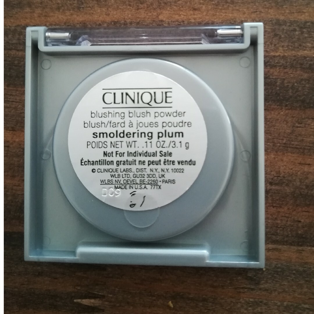 CLINIQUE(クリニーク)のクリニーク CLINIQUE チーク ピンク くすみ 未使用 新品 コスメ/美容のベースメイク/化粧品(チーク)の商品写真