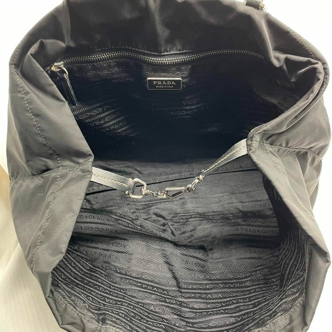 PRADA(プラダ)の66 極美品　プラダ　トートバッグ　ハンドバッグ　ナイロン　ブラック　三角ロゴ レディースのバッグ(トートバッグ)の商品写真