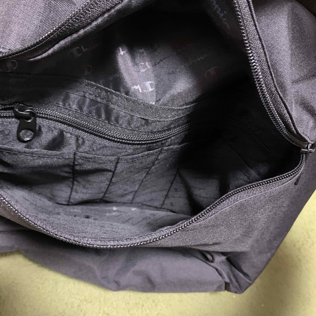 Champion(チャンピオン)のChampion チャンピオン リュック バッグパック 大容量 通勤 通学 黒 メンズのバッグ(バッグパック/リュック)の商品写真