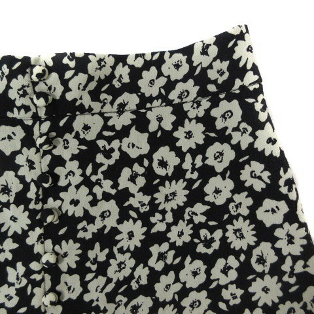 LOWRYS FARM(ローリーズファーム)のローリーズファーム スカート フレア ロング 花柄 F 黒 アイボリー ボトムス レディースのスカート(ロングスカート)の商品写真