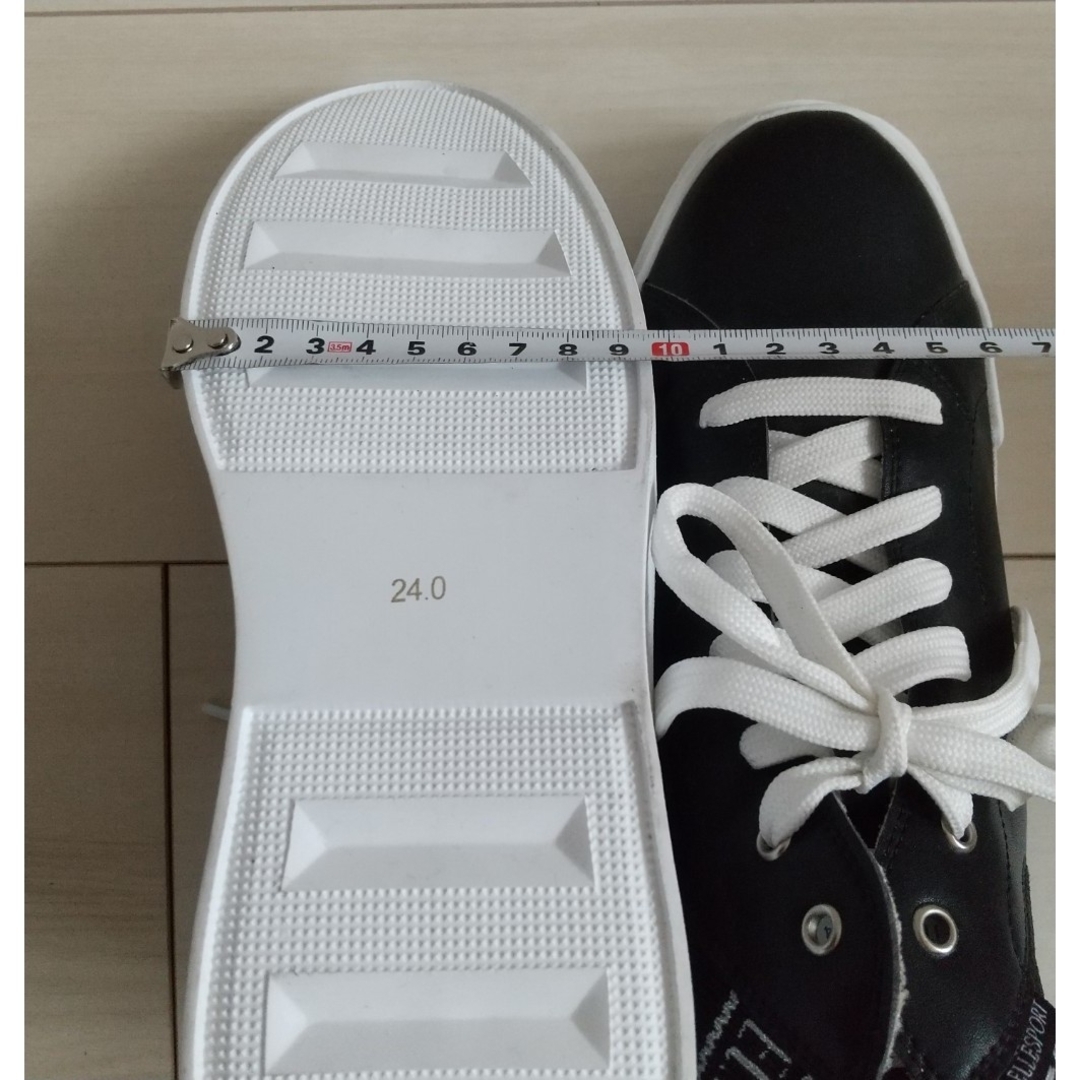 （785）ELLE SPORT ブラック ハイカットスニーカー（24.0cm） レディースの靴/シューズ(スニーカー)の商品写真