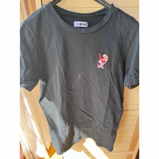 PUNYUS Tシャツ