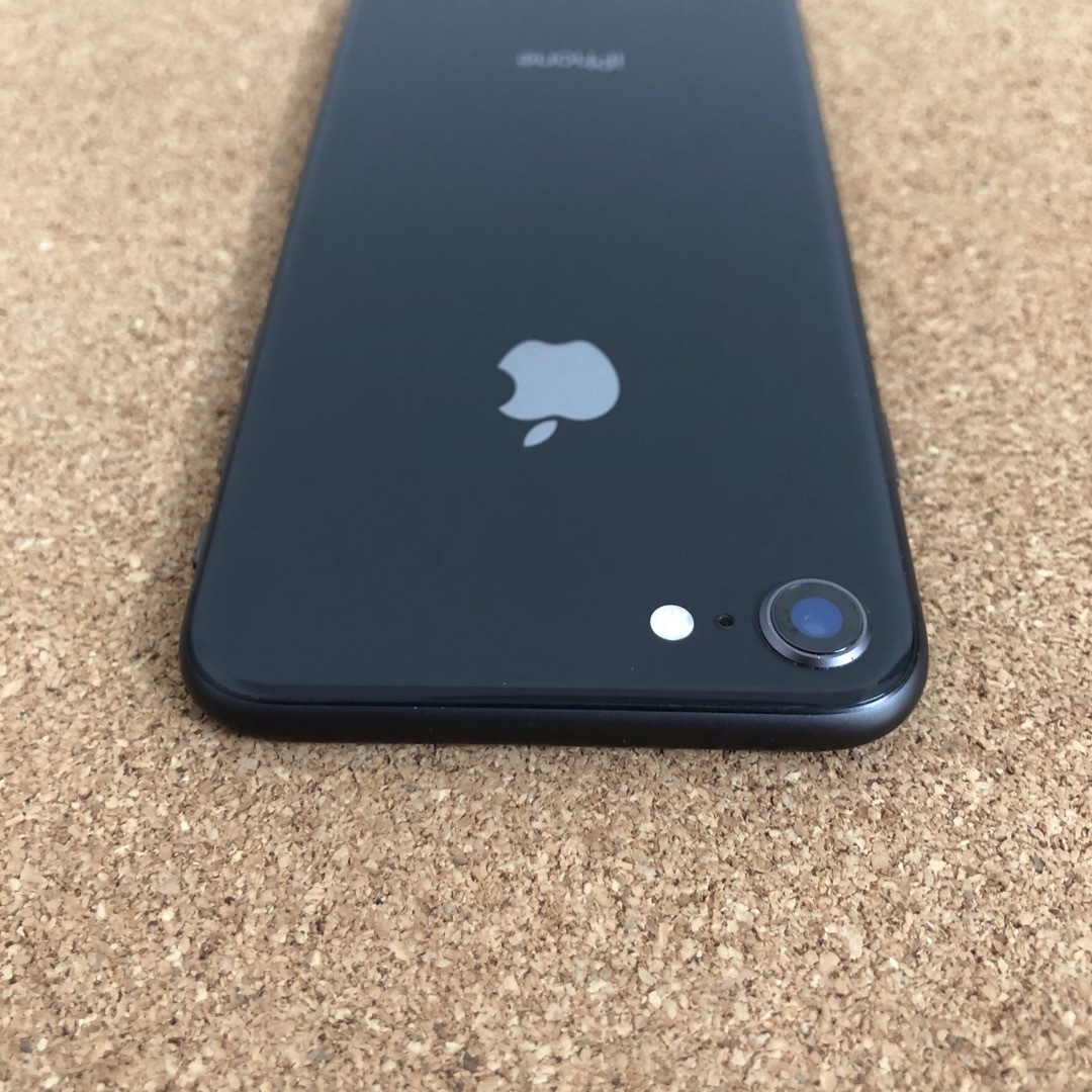 iPhone(アイフォーン)の147【早い者勝ち】iPhone8 64GB SIMフリー☆ スマホ/家電/カメラのスマートフォン/携帯電話(スマートフォン本体)の商品写真