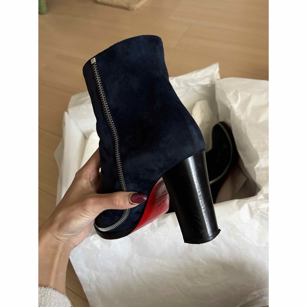 Christian Louboutin(クリスチャンルブタン)のTELEZIP 85 VEAU VELOURS/CUOIO HEEL レディースの靴/シューズ(ブーツ)の商品写真