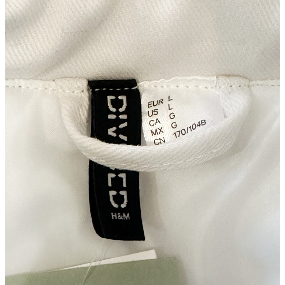 H&M(エイチアンドエム)の新品 H&M パッデッドジャケット 韓国ファッション L レディースのジャケット/アウター(ブルゾン)の商品写真