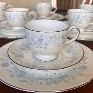 ウェッジウッド(WEDGWOOD)の【未使用美品】英国製　ウェッジウッド★ベルフルール★トリオ　6セット(食器)