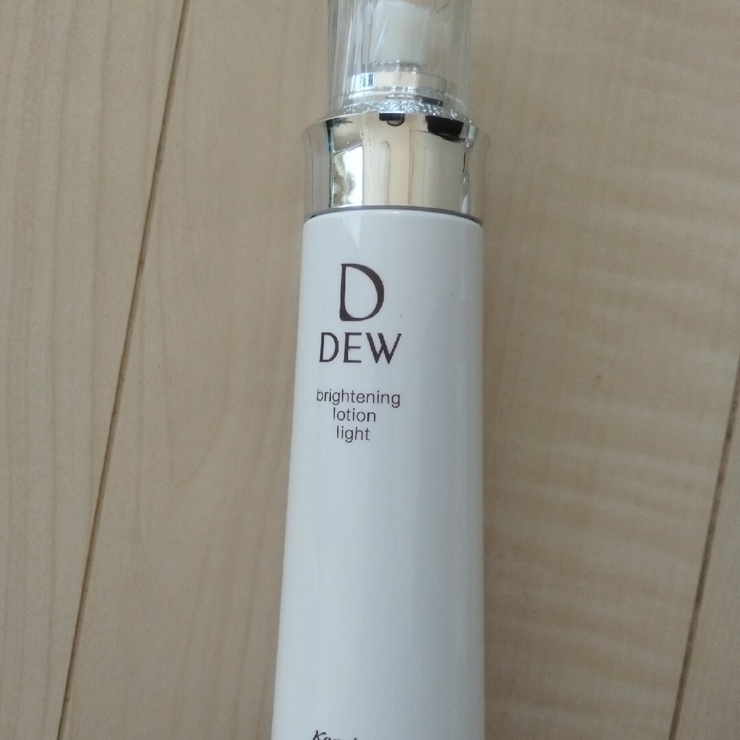 DEW(デュウ)のブライトニングローション　さっぱり　ＤＥＷ コスメ/美容のスキンケア/基礎化粧品(化粧水/ローション)の商品写真