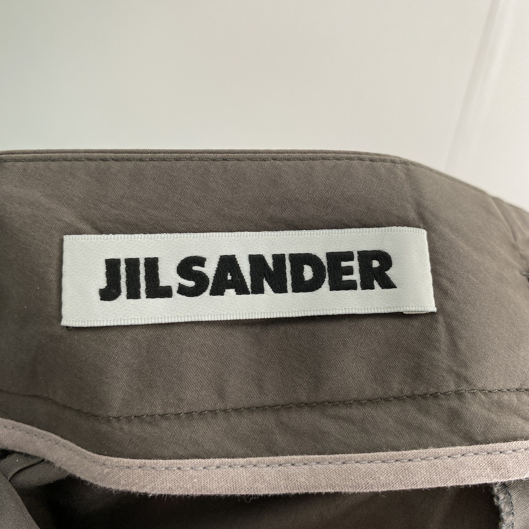 Jil Sander(ジルサンダー)の【ジルサンダー　パンツ　シンプル　ワンカラー　グレー　古着】 メンズのパンツ(スラックス)の商品写真