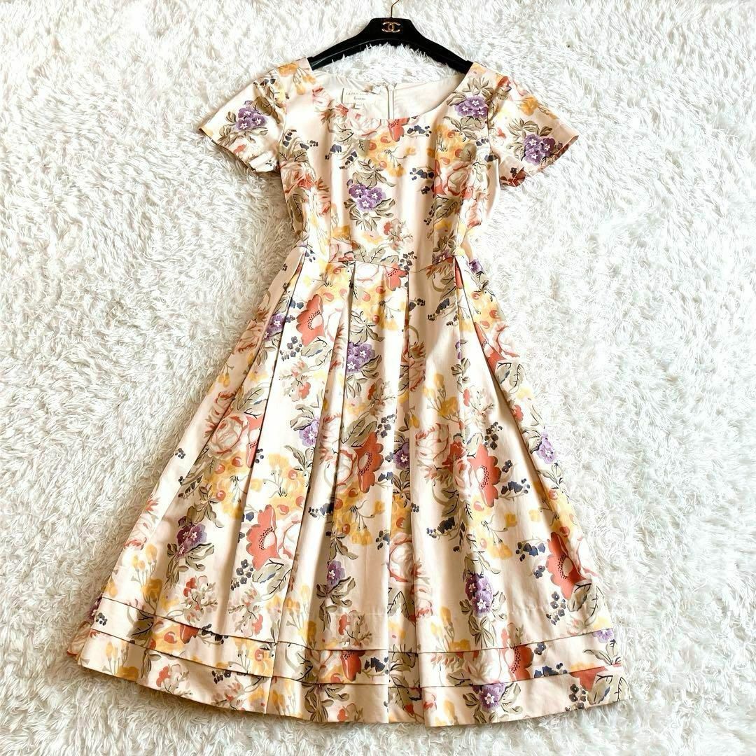 LAURA ASHLEY(ローラアシュレイ)の美品 ローラアシュレイ ひざ丈 ワンピース Aライン フレア size2 M レディースのワンピース(ひざ丈ワンピース)の商品写真