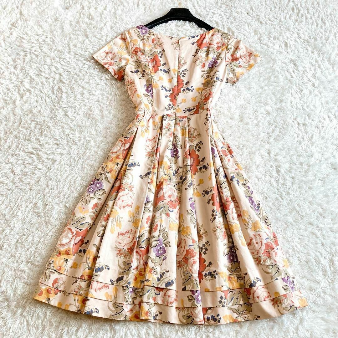 LAURA ASHLEY(ローラアシュレイ)の美品 ローラアシュレイ ひざ丈 ワンピース Aライン フレア size2 M レディースのワンピース(ひざ丈ワンピース)の商品写真