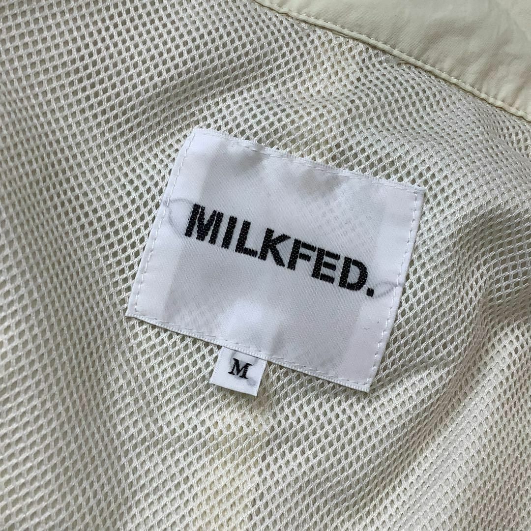 MILKFED.(ミルクフェド)のMILKFED. サイドロゴ ジップアップ ナイロン パーカー オフホワイト レディースのジャケット/アウター(その他)の商品写真