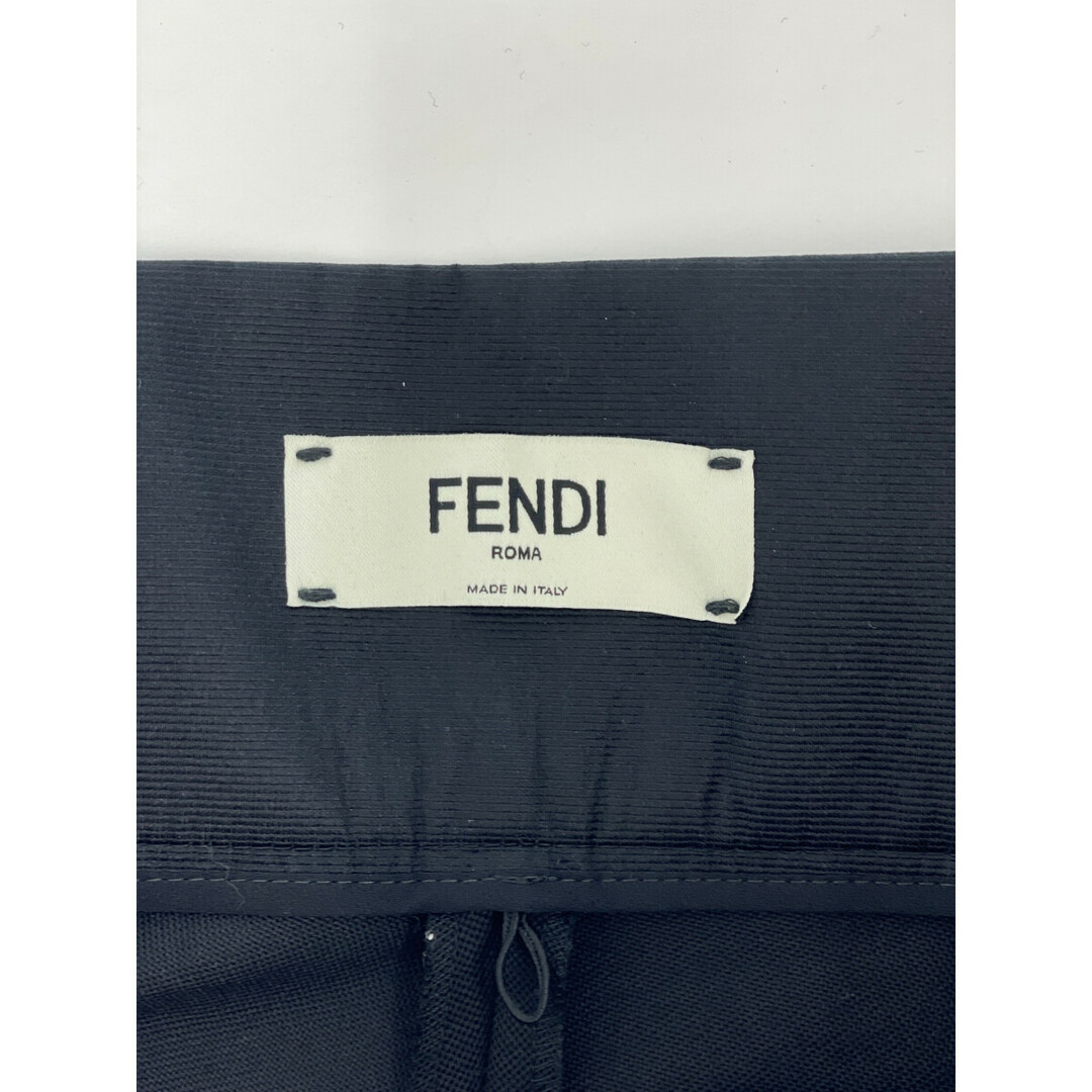 FENDI(フェンディ)のフェンディ ブラック 2021年 FR6327AHLA グレインドプードル シガレットパンツ 38 レディースのパンツ(その他)の商品写真