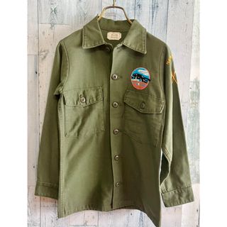 ミリタリー(MILITARY)のUSAビンテージ 1976年 刺繍入りミリタリー ユーティリティシャツ 70s(シャツ/ブラウス(長袖/七分))