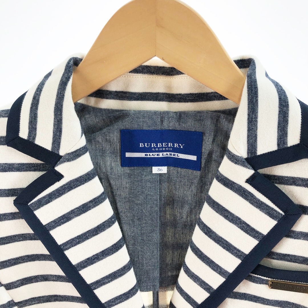 BURBERRY BLUE LABEL(バーバリーブルーレーベル)の〇〇BURBERRY BLUE LABEL バーバリーブルーレーベル レディース ジャケット サイズ36 ホワイト×ネイビー ボーダー レディースのジャケット/アウター(その他)の商品写真