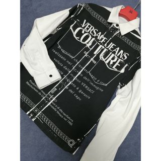 ヴェルサーチ(VERSACE)の★新品・メンズ★【Versace Jeans Couture】プリント　白　48(Gジャン/デニムジャケット)