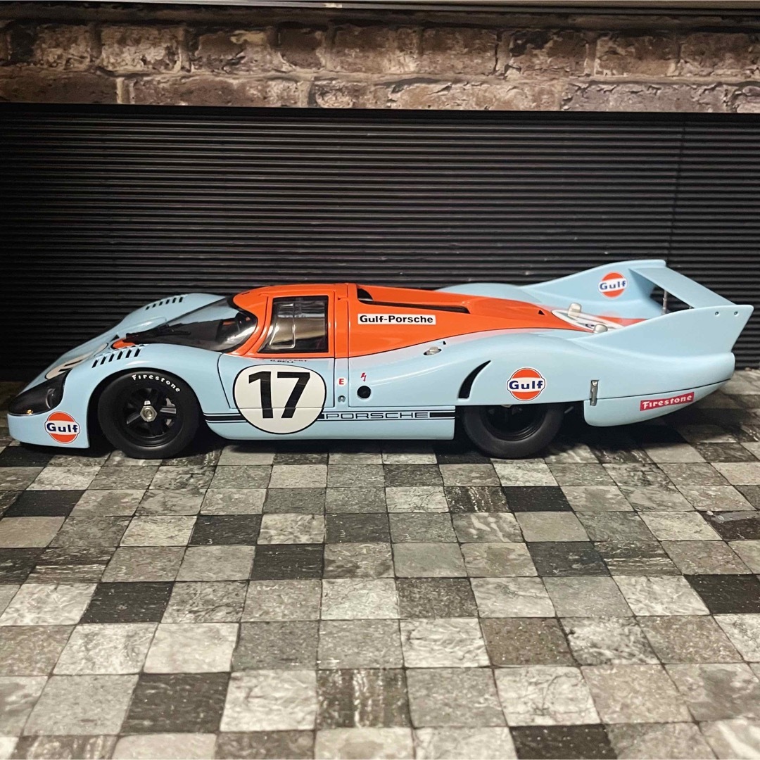 AUTOart(オートアート)の1/18 AUTOart ポルシェ 917 LH 1971 Le Mans  エンタメ/ホビーのおもちゃ/ぬいぐるみ(ミニカー)の商品写真