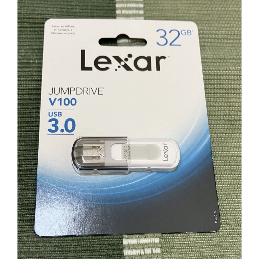 Lexar(レキサー)のレキサー USBメモリー 32GB 高速USB3 未使用未開封 スマホ/家電/カメラのPC/タブレット(PC周辺機器)の商品写真