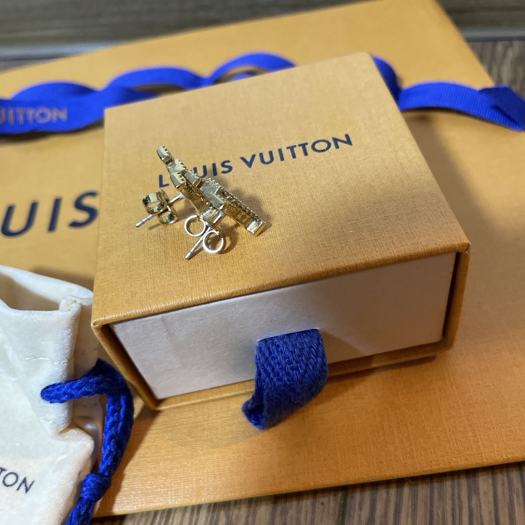 LOUIS VUITTON(ルイヴィトン)のLOUIS VUITTON⭐︎アイコニックピアスゴールド レディースのアクセサリー(ピアス)の商品写真