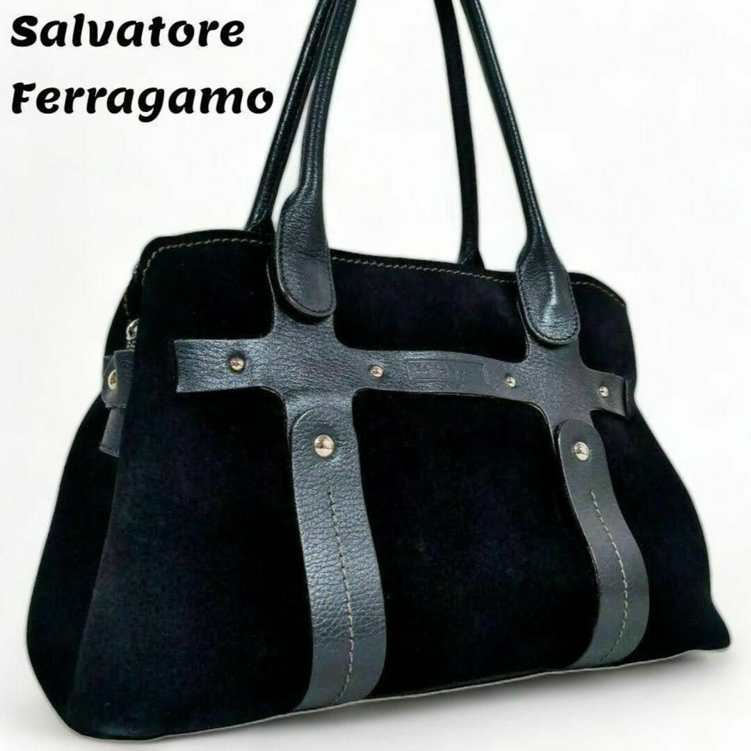 Salvatore Ferragamo(サルヴァトーレフェラガモ)のサルヴァトーレフェラガモ トートバッグ 肩掛け ショルダーバッグ 大容量 レザー レディースのバッグ(トートバッグ)の商品写真