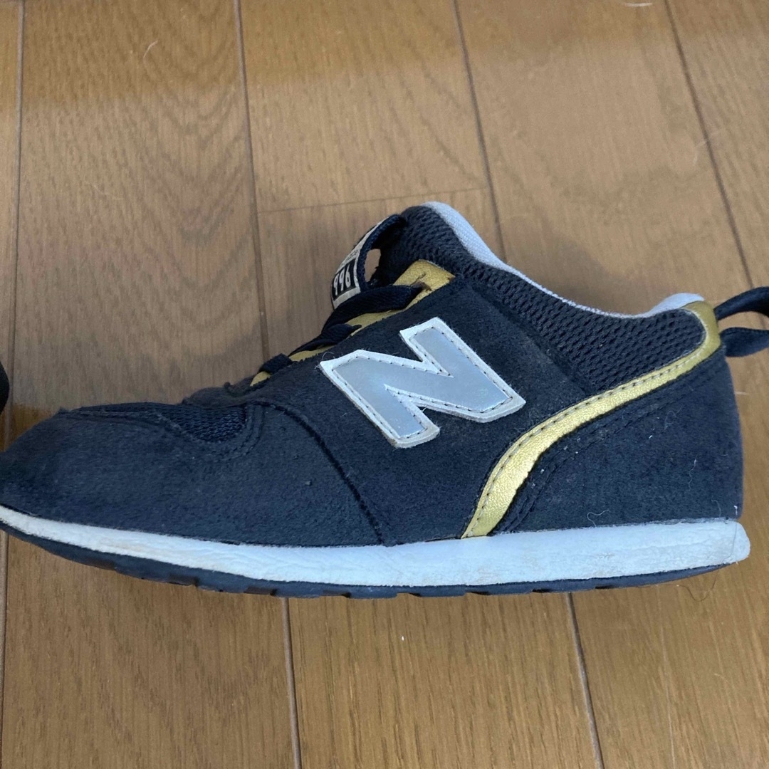 New Balance(ニューバランス)の996 ニューバランス　スニーカー 18.5 キッズ/ベビー/マタニティのキッズ靴/シューズ(15cm~)(スニーカー)の商品写真