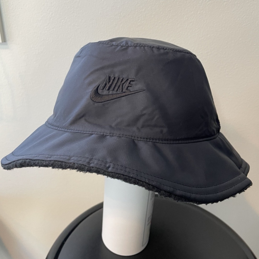 NIKE(ナイキ)のNIKE バケットハット レディースの帽子(ハット)の商品写真
