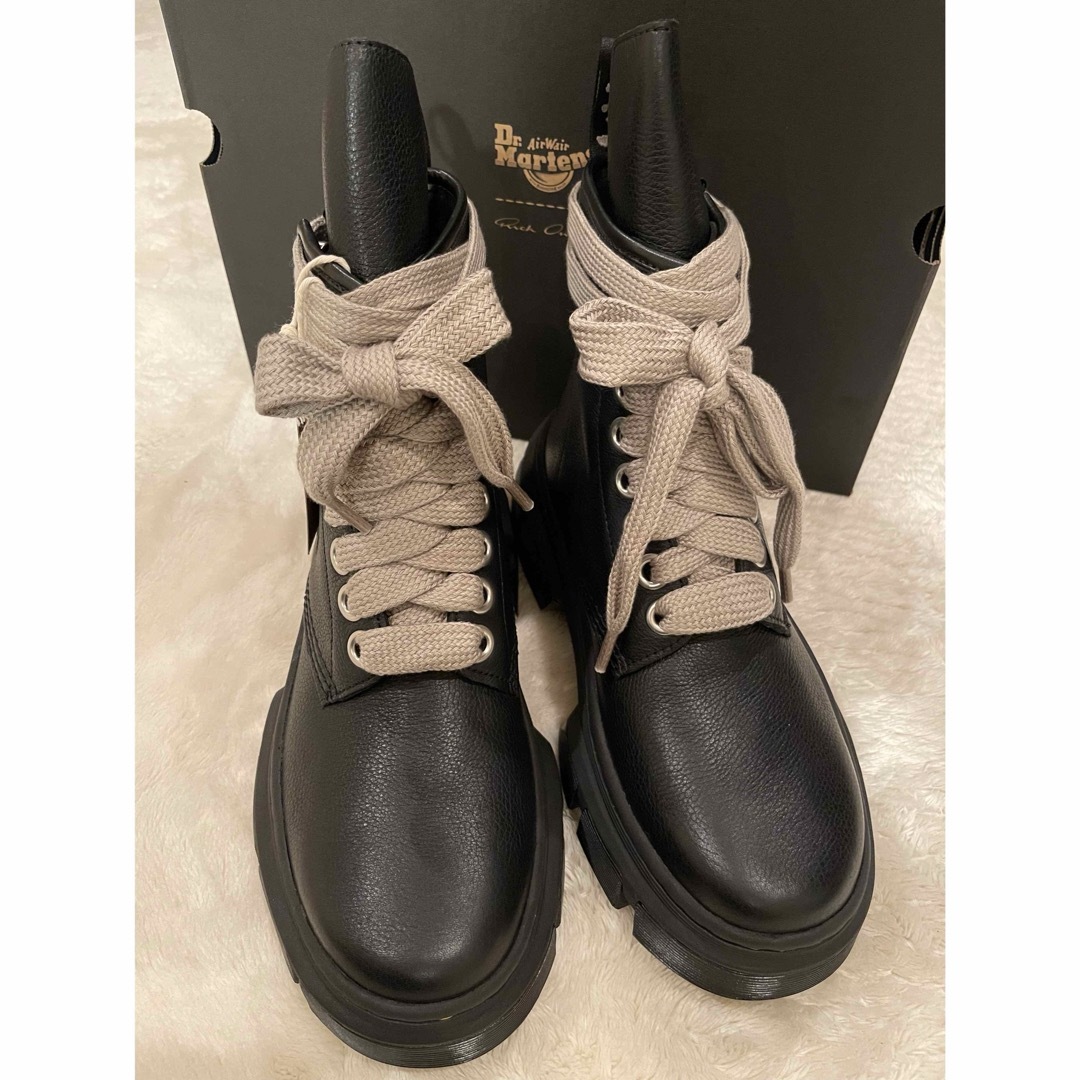 Rick Owens(リックオウエンス)の【Rick Owens + Dr.Martens】1460dmxlブーツ UK8 メンズの靴/シューズ(ブーツ)の商品写真