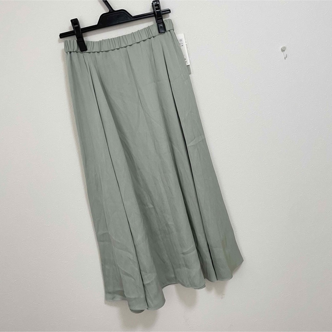 BEAUTY&YOUTH UNITED ARROWS(ビューティアンドユースユナイテッドアローズ)のビューティ＆ユースユナイテッドアローズ サテンツイルギャザーフレアスカート レディースのスカート(ロングスカート)の商品写真
