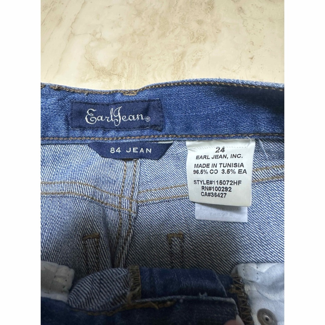 Earl Jean(アールジーン)のアールジーン　84 JEAN  フレアーデニム　24 レディースのパンツ(デニム/ジーンズ)の商品写真