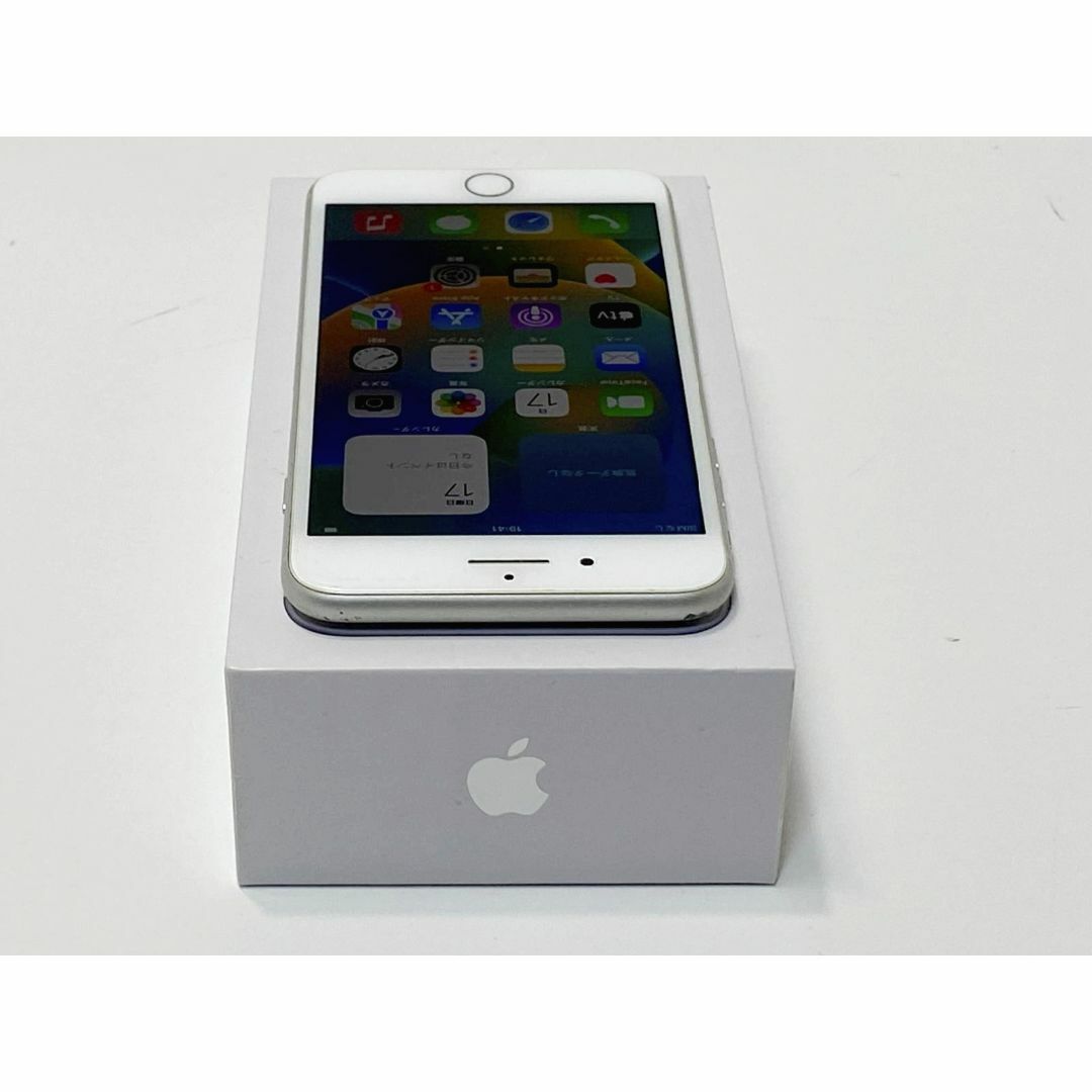 Apple(アップル)のiPhone8 Plus 64GB シルバー MQ9L2J／A SIMフリー4 スマホ/家電/カメラのスマートフォン/携帯電話(スマートフォン本体)の商品写真