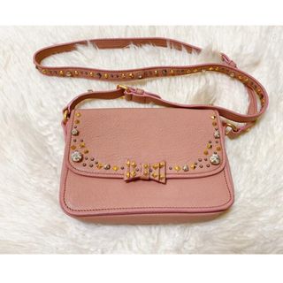 ミュウミュウ(miumiu)のmiumiuバック(ショルダーバッグ)