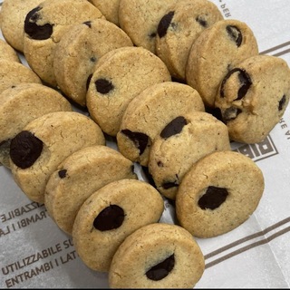 チョコチップクッキーバニラ　全粒粉入クッキー　手作りクッキー　焼きたてクッキー(菓子/デザート)
