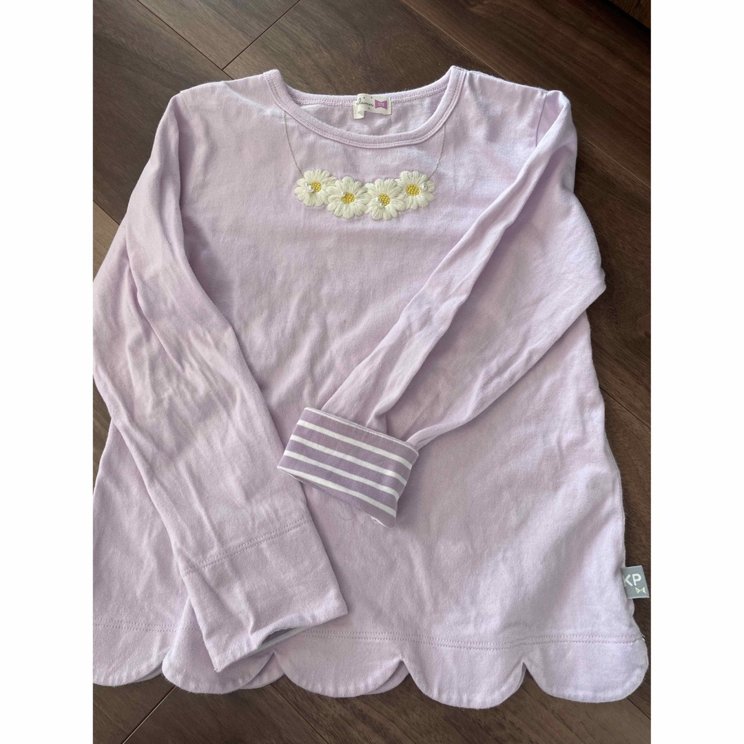 KP(ニットプランナー)のKP 長袖Tシャツ　120センチ キッズ/ベビー/マタニティのキッズ服女の子用(90cm~)(Tシャツ/カットソー)の商品写真