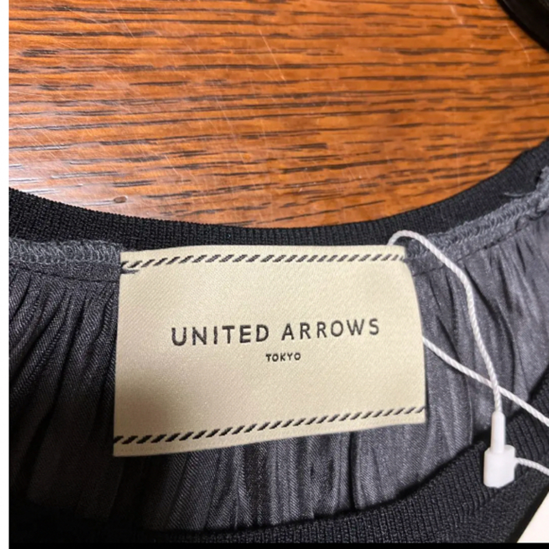 UNITED ARROWS(ユナイテッドアローズ)のちゃちゃこ様ご専用新品未使用UNITED ARROWS フレンチスリーブトップス レディースのトップス(シャツ/ブラウス(半袖/袖なし))の商品写真