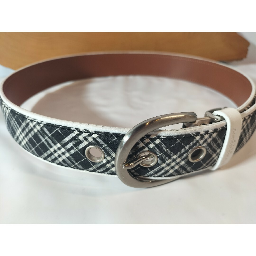 BURBERRY(バーバリー)の【良品】BURBERRY GOLF　高級レザーベルト　正規品　バーバリーチェック メンズのファッション小物(ベルト)の商品写真