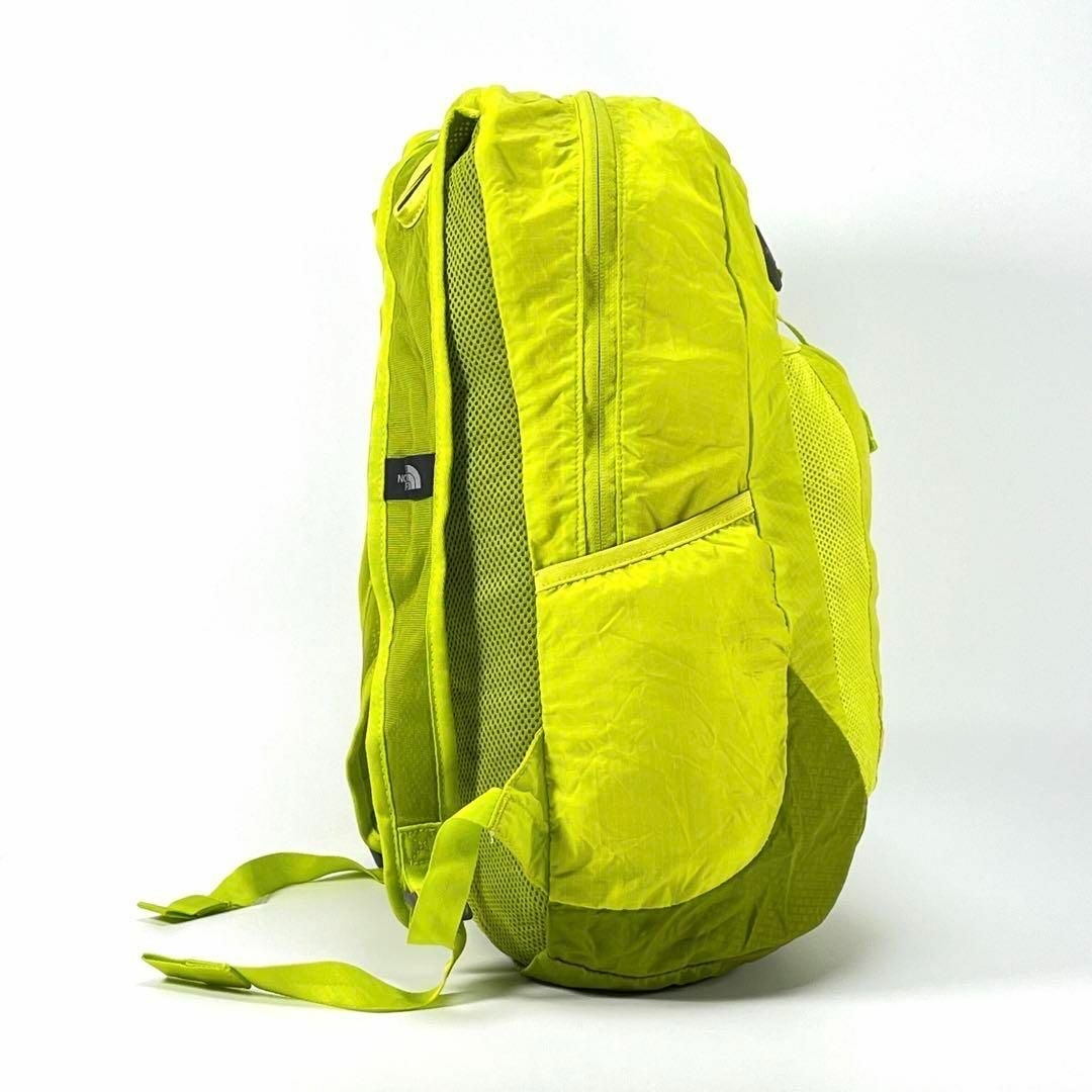 THE NORTH FACE(ザノースフェイス)の完売品 ノースフェイス リュック  リュックサック 軽量 ブランド アウトドア レディースのバッグ(リュック/バックパック)の商品写真