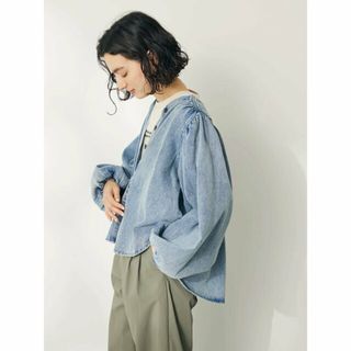 クラフトスタンダードブティック(CRAFT STANDARD BOUTIQUE)の【サックスブルー】デニムギャザーヨークブラウス/24SS(シャツ/ブラウス(長袖/七分))