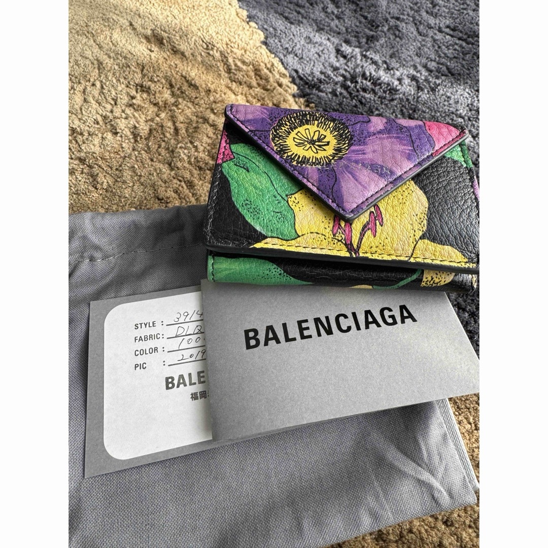 Balenciaga(バレンシアガ)のバレンシアガ 花柄 ミニウォレット　正規店購入品 レディースのファッション小物(財布)の商品写真