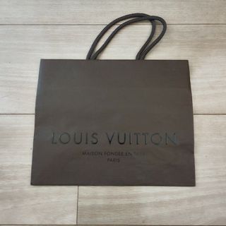 ルイヴィトン(LOUIS VUITTON)のVUITTONの紙袋(ショップ袋)