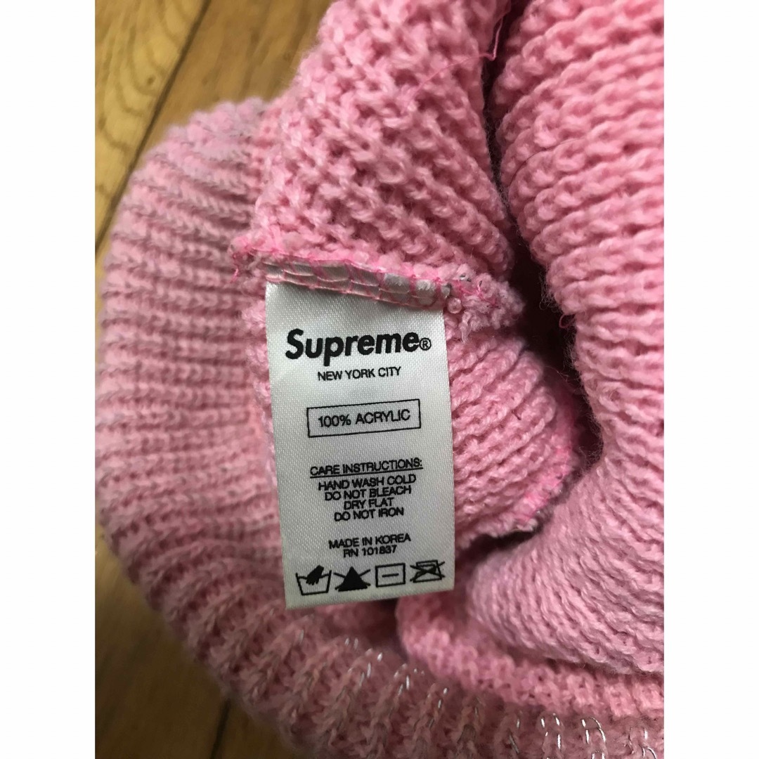 Supreme(シュプリーム)のsupreme knit cap シュプリーム ニットキャップ ピンク メンズの帽子(ニット帽/ビーニー)の商品写真