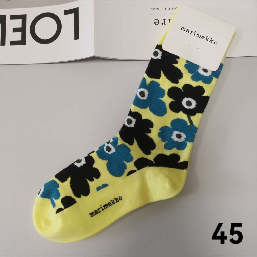 marimekko(マリメッコ)のマリメッコソックス　新品　フォロー割あり　 レディースのレッグウェア(ソックス)の商品写真