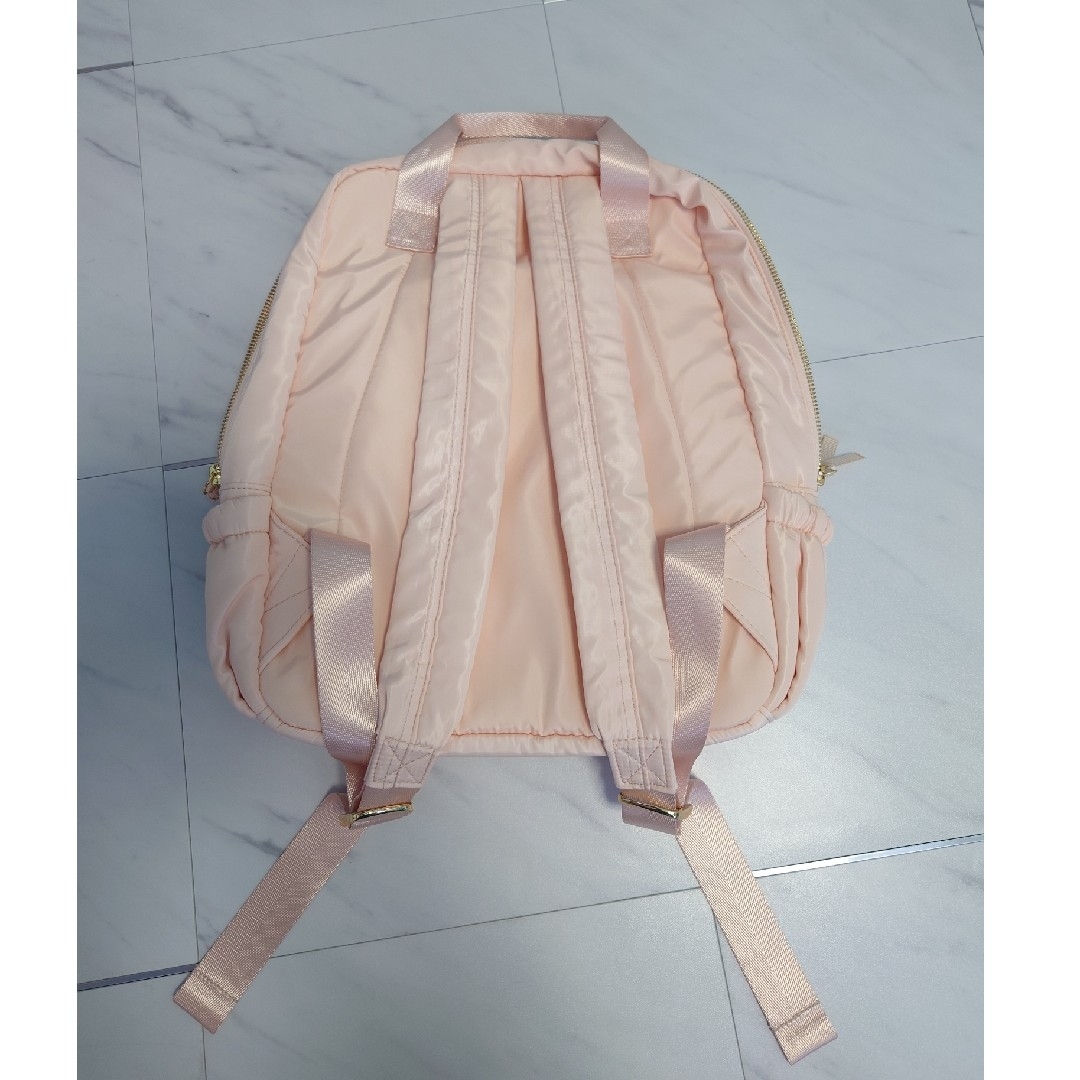 Chloe(クロエ)のChloe　kids　Pink　バックパック　4月末迄の出品 レディースのバッグ(リュック/バックパック)の商品写真