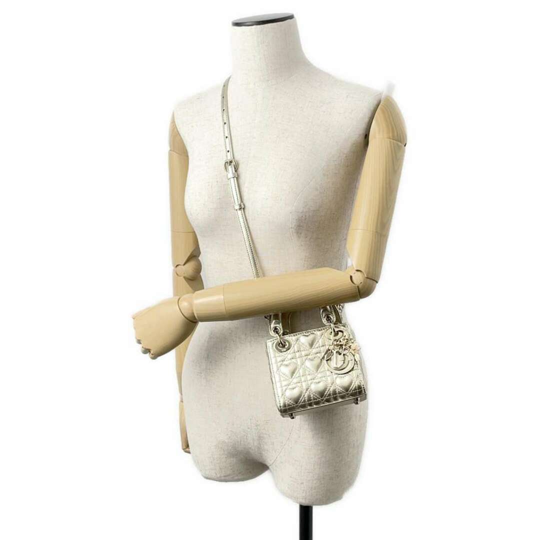 Dior(ディオール)のクリスチャン・ディオール ハンドバッグ レディディオール マイクロ ラムスキン 2wayショルダーバッグ ハート レディースのバッグ(ハンドバッグ)の商品写真