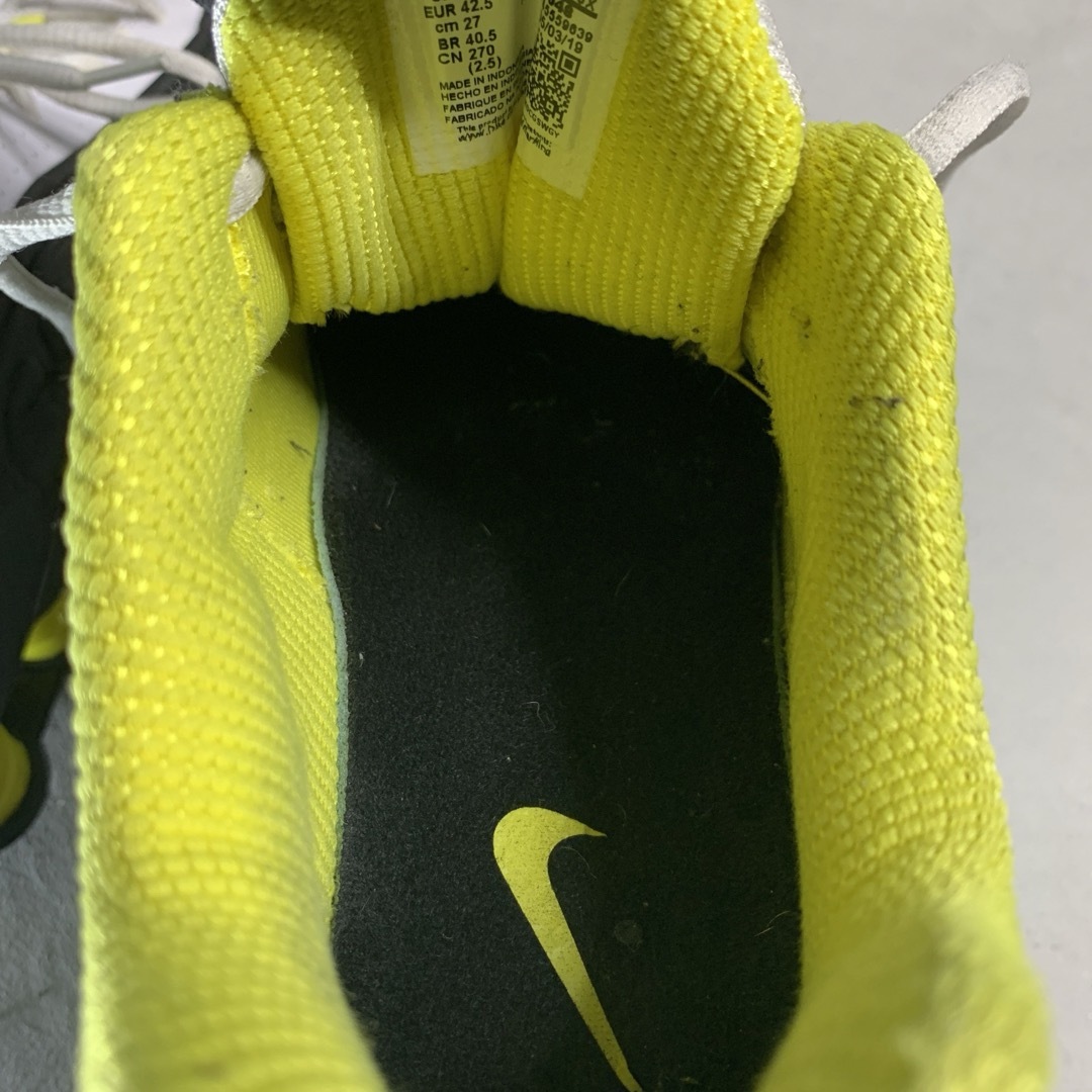 NIKE(ナイキ)のNIKE SHOX R4 YELLOW ショックス 9 27 黄色 黄 メンズの靴/シューズ(スニーカー)の商品写真